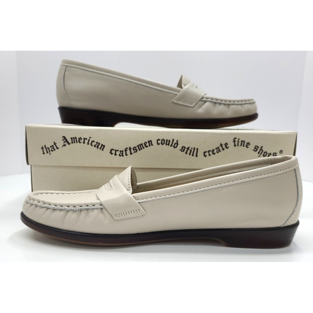 SAS Easier Wink‎ Bone Shoes Women Sz 8 S Casual Slip On Tripad Comfort USA NIB